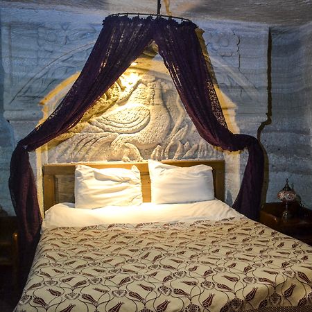 Emily Cave House Bed and Breakfast Γκόρεμε Εξωτερικό φωτογραφία