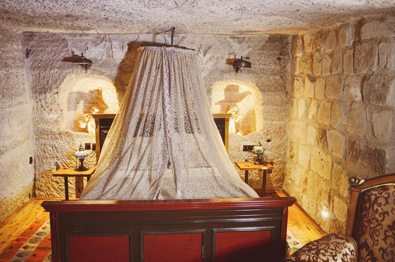 Emily Cave House Bed and Breakfast Γκόρεμε Εξωτερικό φωτογραφία